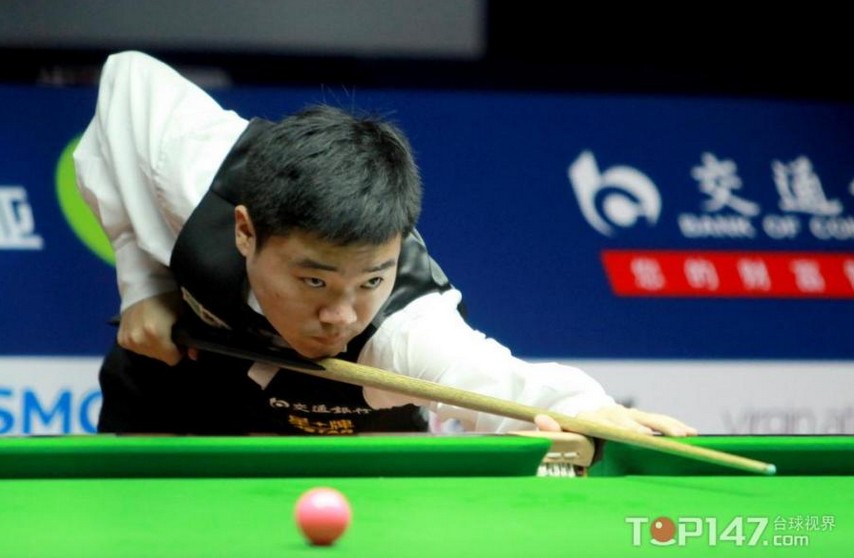 从不同位置 从不同位置