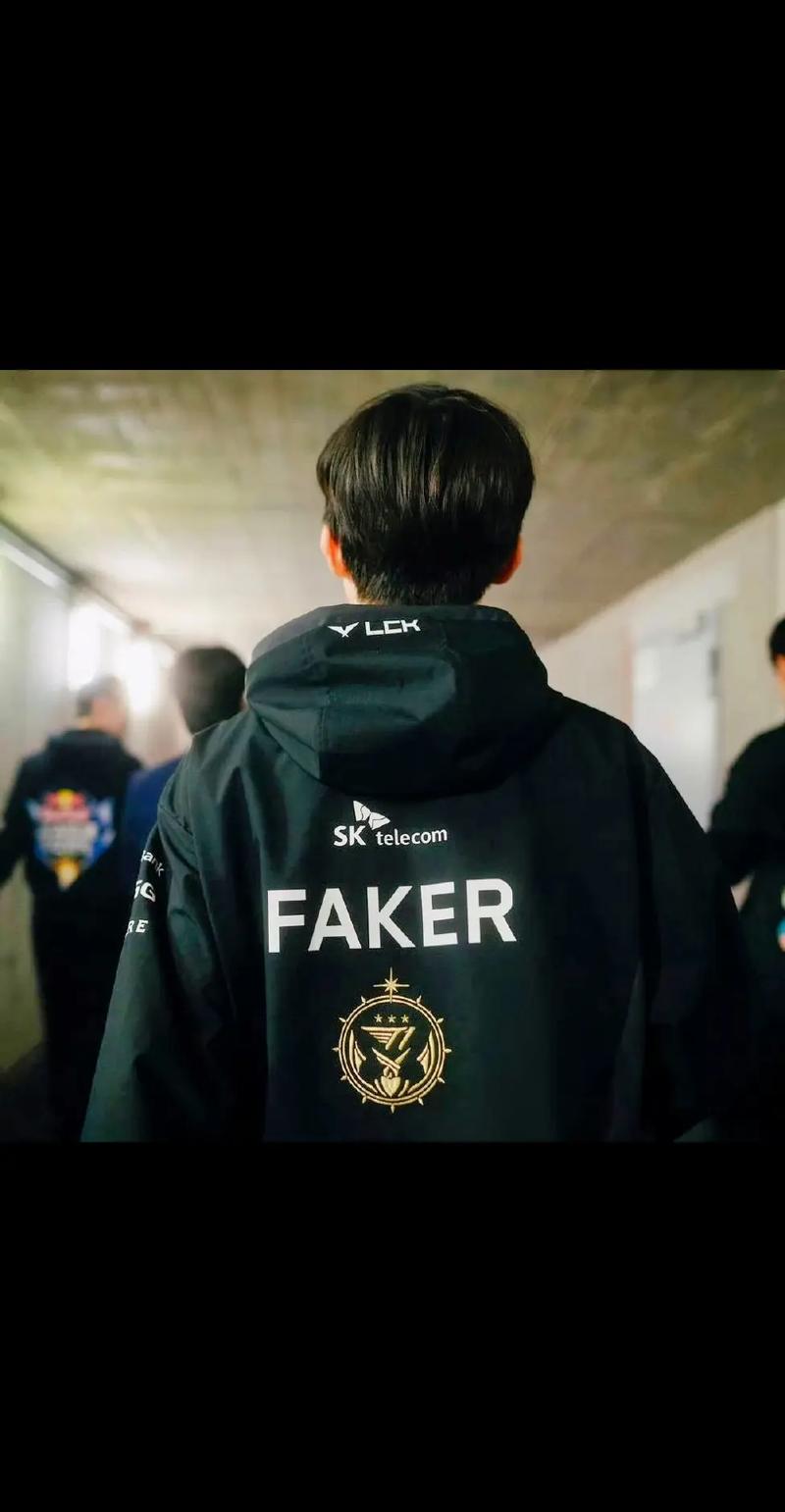 以他在受伤